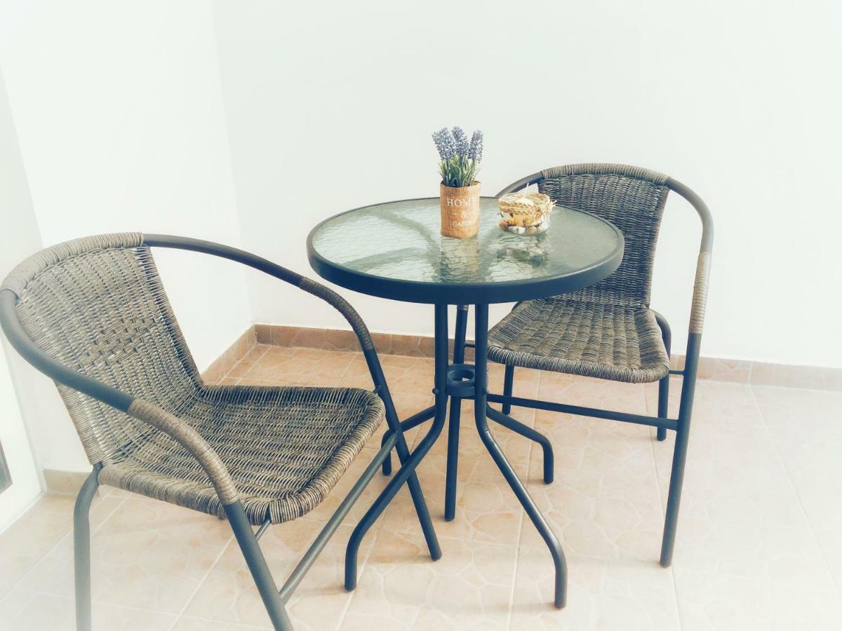 Apartment Valentina Klenovica Esterno foto